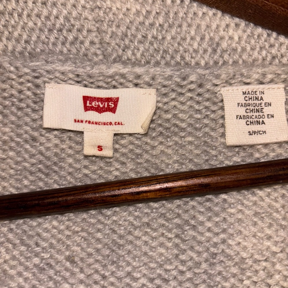 Vintage Feel Levi's Oversized Wool Blend Knit Cardigan - Picture 3 of 4